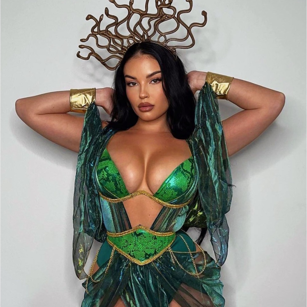 Fashion Nova Costume